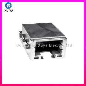 屏蔽接地片百兆 RJ45 连接器