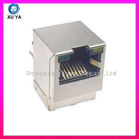 180 度立式 RJ45 屏蔽网口