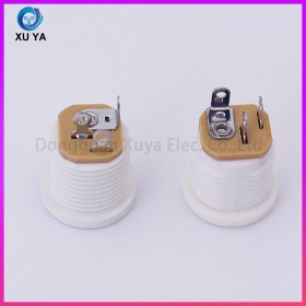 DC-022 白色带螺母 DC 电源插座