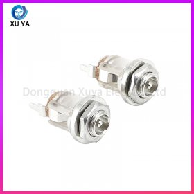 DC-035-1 螺纹 DC 母座 透明立式铜套