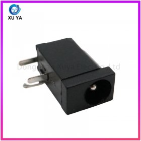 DC002 卧式 DC 电源插座