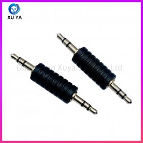 注塑 3.5mm 立体声公对公音频转接头